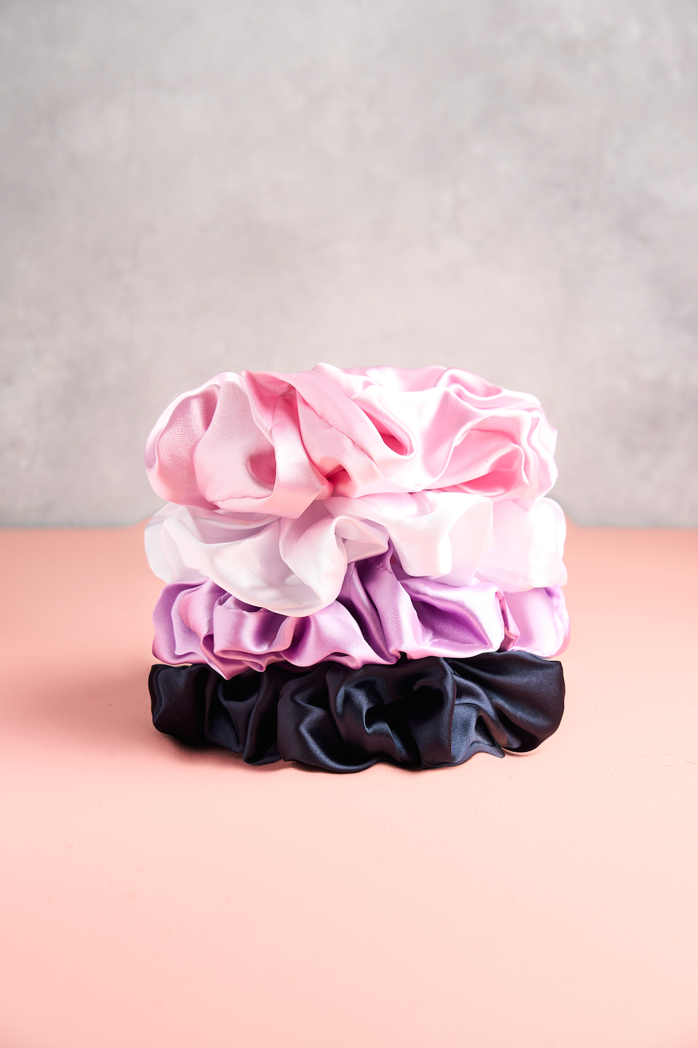 Scrunchie Satin Mediana Awua